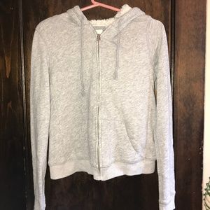Abercrombie & Fitch gray sweatshirt